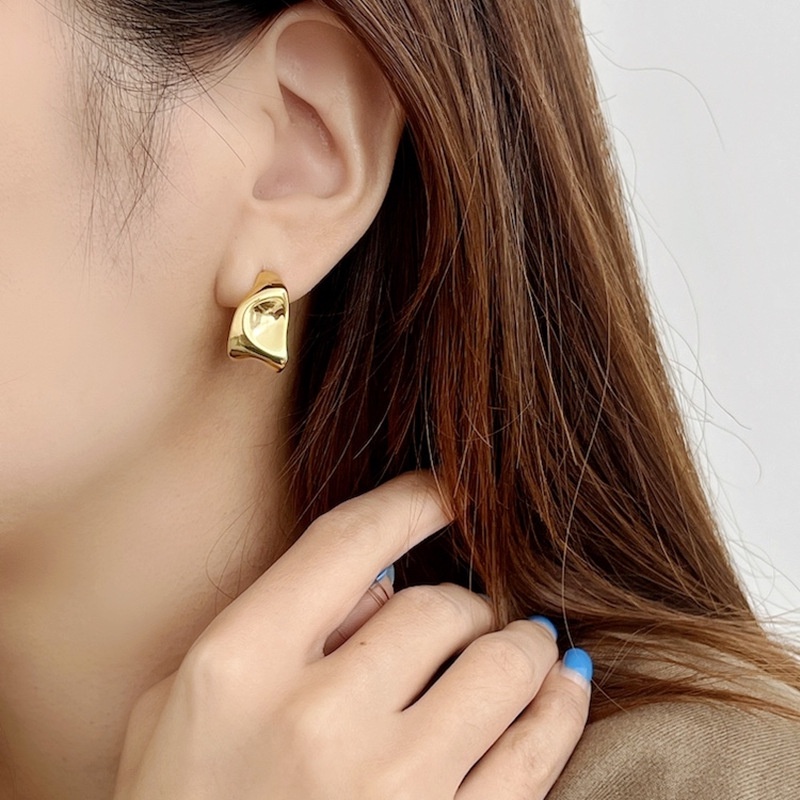 Anting Tusuk Asimetris Bahan Metal Gaya Korea Untuk Wanita