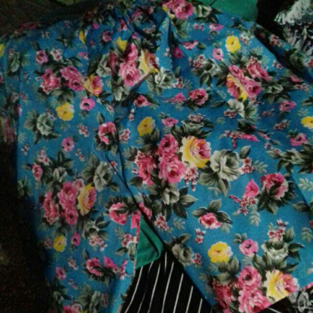  Celana  Pendek Wanita  Jumbo  Motif  Bunga  Shopee Indonesia