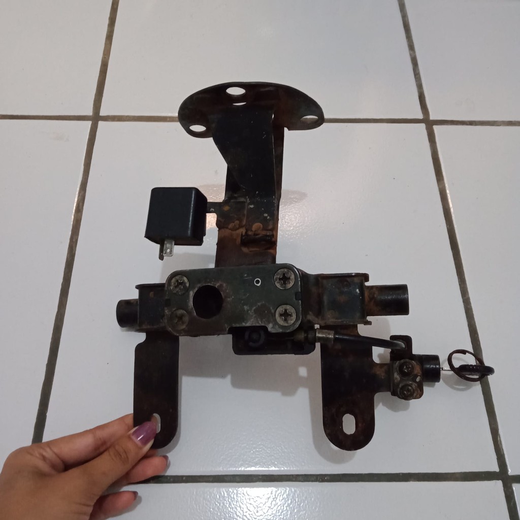 Breket dudukan lampu belakang Suzuki Rc80 Rc100 jet cooled original copotan motor