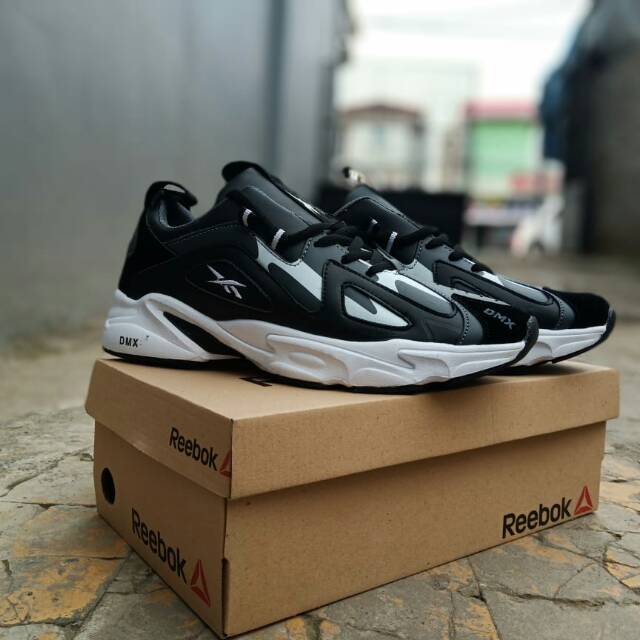 SEPATU PRIA REEBOK DMX