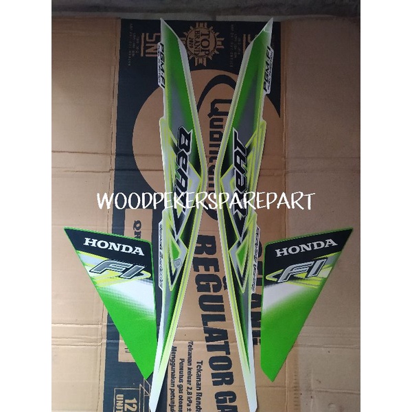 STRIPING BEAT FI 2013-2014 HIJAU PUTIH