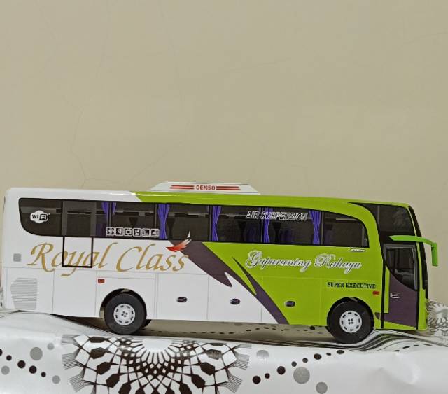 Miniatur Bus bis / mainan bus bis Gapuraning rahayu
