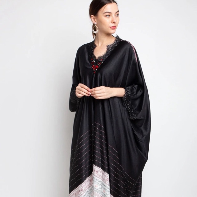 Cetar ulos pucca - Luire by Raden Sirait