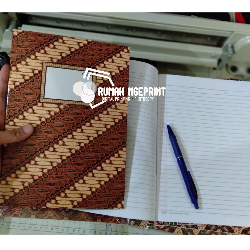 [ECER 1 BUKU] KIKY BUKU TULIS 42 LEMBAR PANJANG MOTIF BATIK