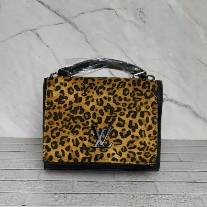 Tas Fashion Macan 2