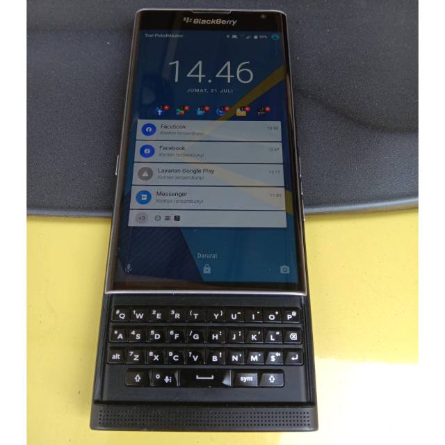 Sold Out Terjual Blackberry Priv Mulus Pemilik Cewek Batangan Handphone Langka Shopee Indonesia