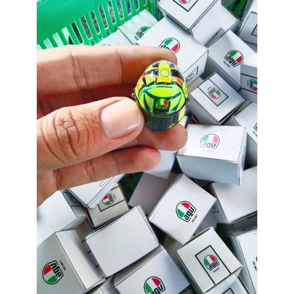 miniatur helm Rossi soleluna 2017 skala 1:12