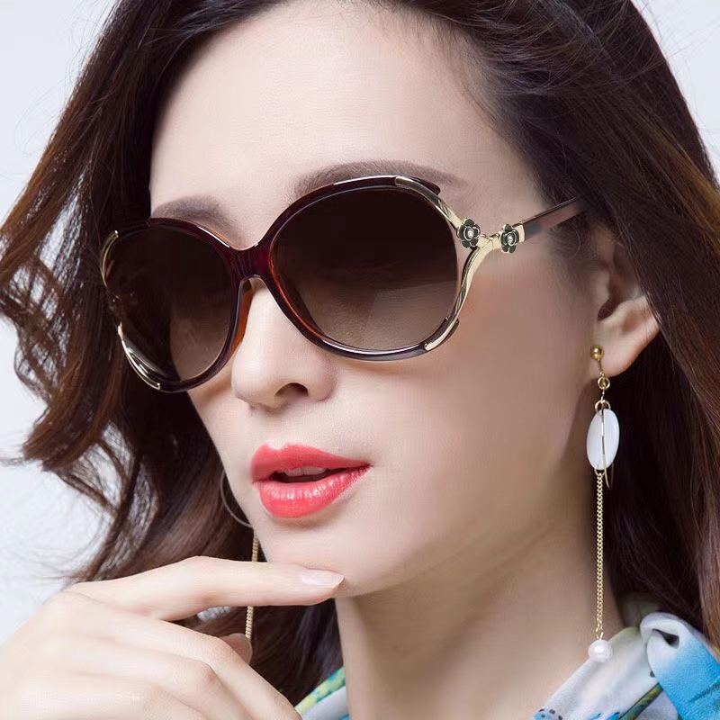 Kacamata Hitam Motif Flower Di Bingkai Women Sunglasses Korean Import