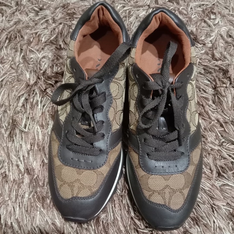 sepatu coach signature preloved size 38 insole 24cm