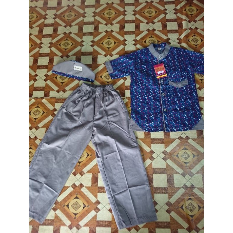 KOKO ANAK TAKUA