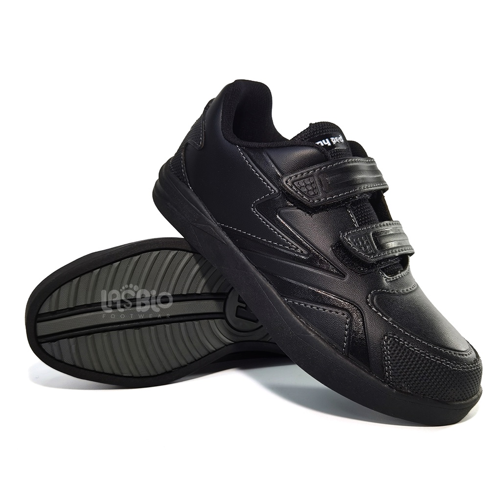 Homyped - Sepatu Sekolah Hitam Polos All Black