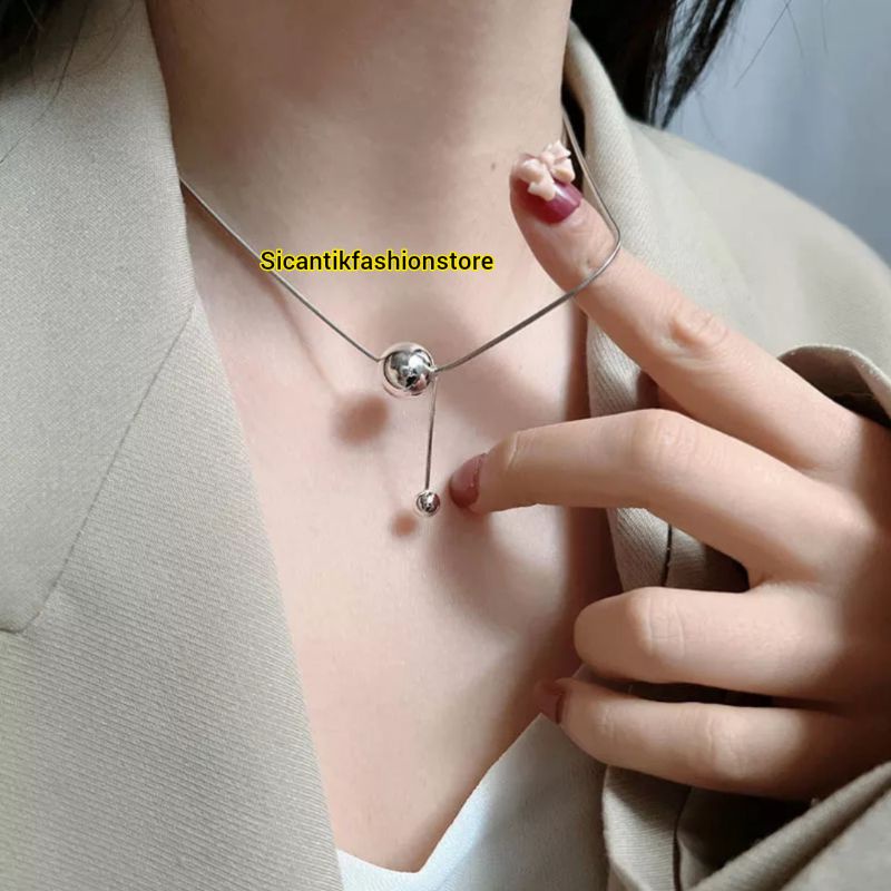 Kalung Titanium Silver Liontin Bulat Silver Jurai Terbaru Terlaris Anti Karat Selamanya  Kalung Wanita Liontin Perak Silver 925 Kalung Silver Liontin Boba Viral Kalung Plus Fashion Wanita