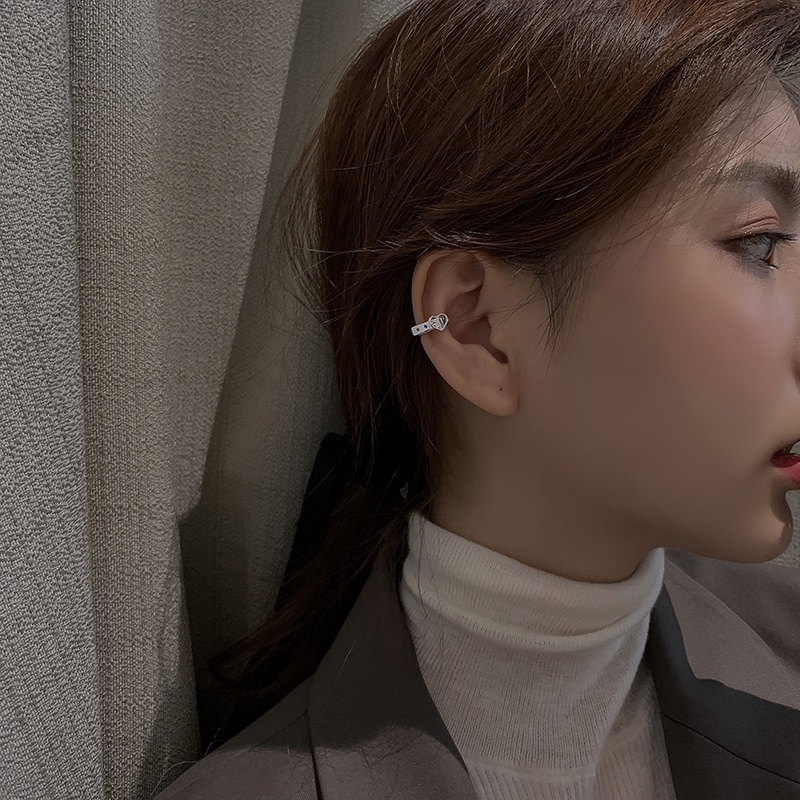 Anting Bentuk Hati Gaya Simple Serbaguna Untuk Aksesoris
