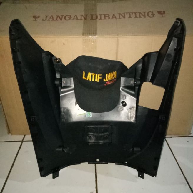 dek kolong vario 125 150 LED