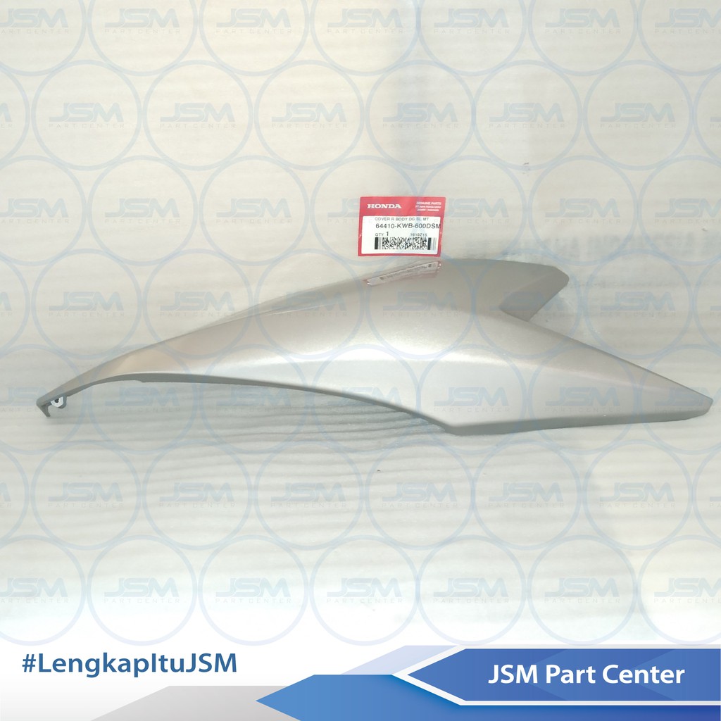 Cover Body Kanan Blade Lama SILVER MUDA 64410-KWB-600DSM ORYGINAL HONDA