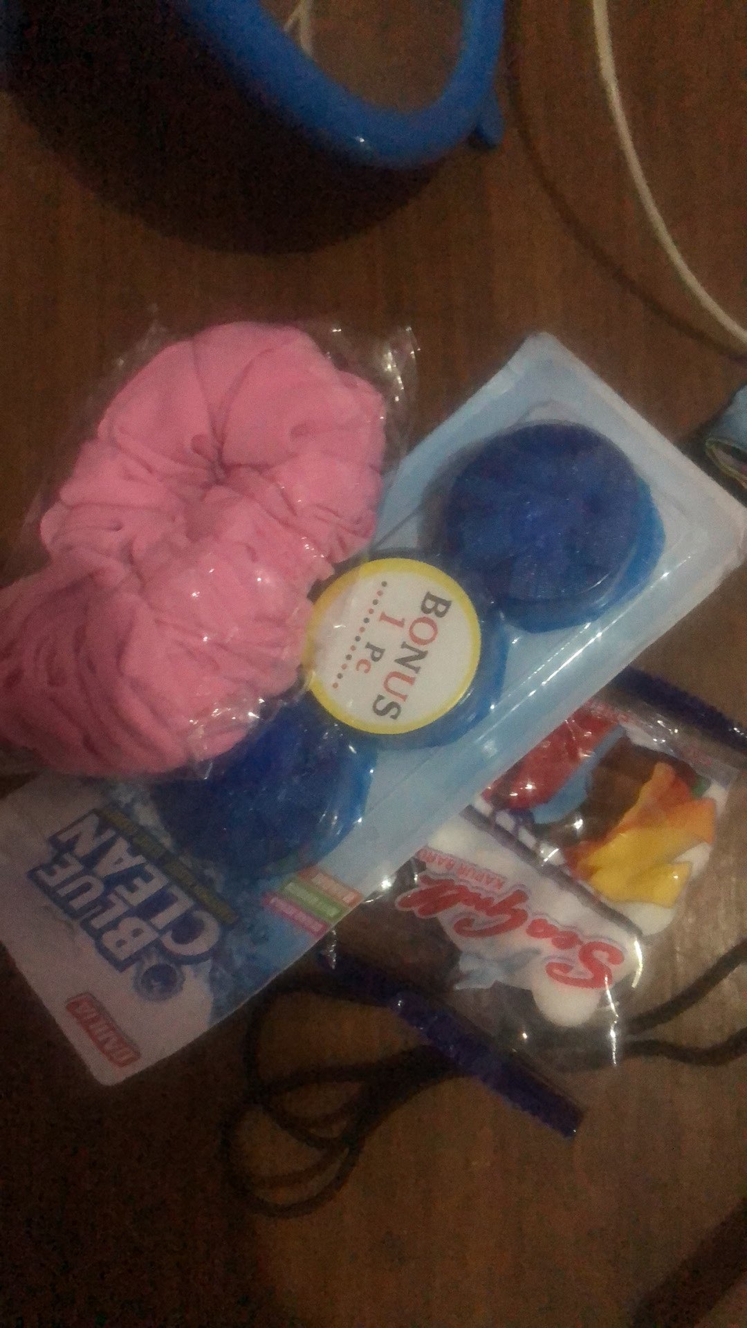 Blue Clean Pembersih Dan Penyegar Toilet Duduk Per Pack Isi 3 Pcs A