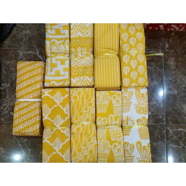 Batik Cap Garutan Warna Kuning
