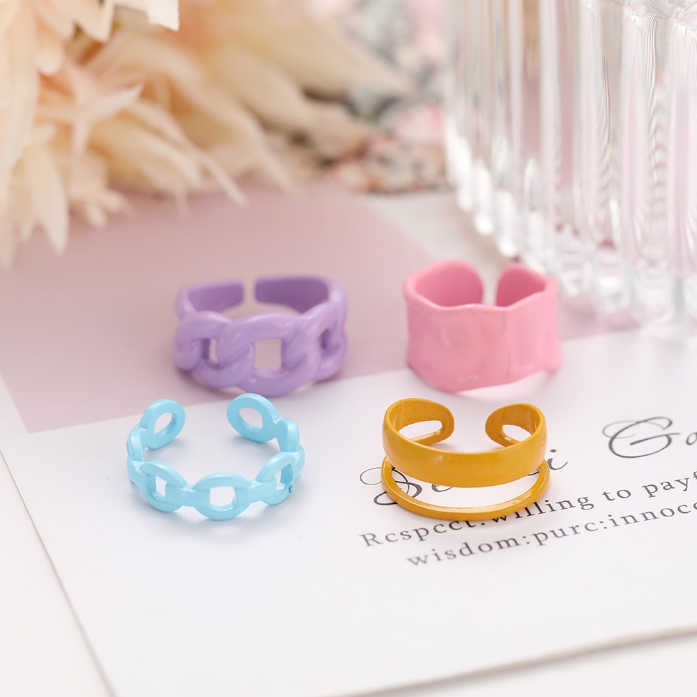 Cincin Model Hollow Out Terbuka Bentuk Bintang Bahan Resin Warna-Warni Untuk Wanita