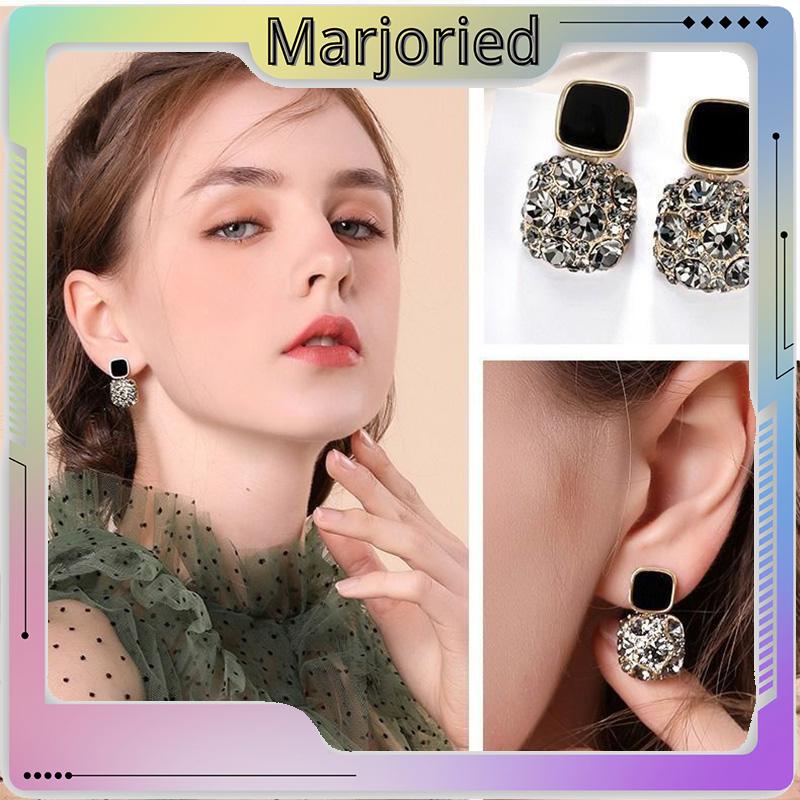 Anting Retro Mewah Siswa Perempuan Sederhana Temperamen Fashion Anting Murah Hati-MJD