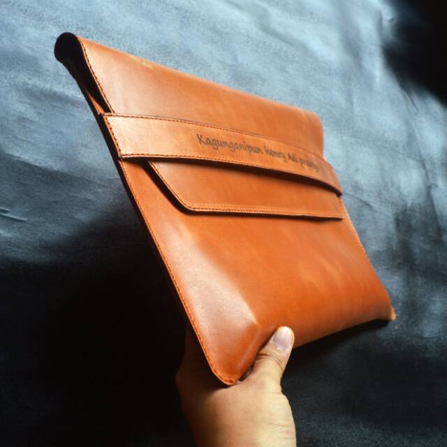 SARUNG SLEEVE MACBOOK IPAD LAPTOP NOTEBOOK CUSTOM KULIT ASLI BERGARANSI