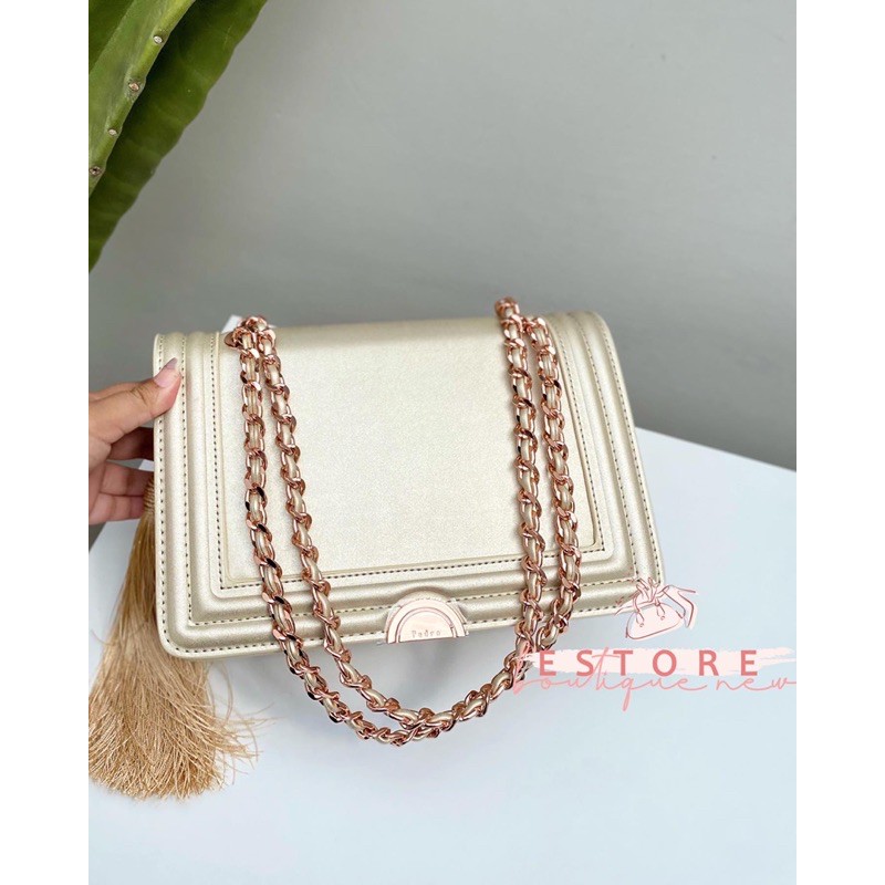 Tassel Shoulder Bag