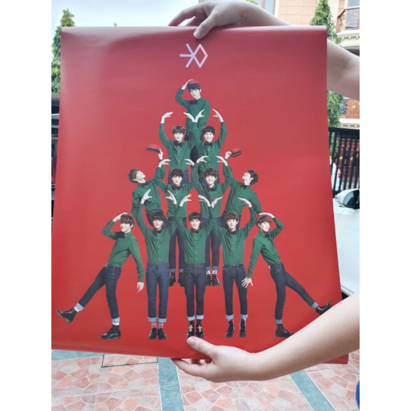 EXO Miracles in December poster (MID)