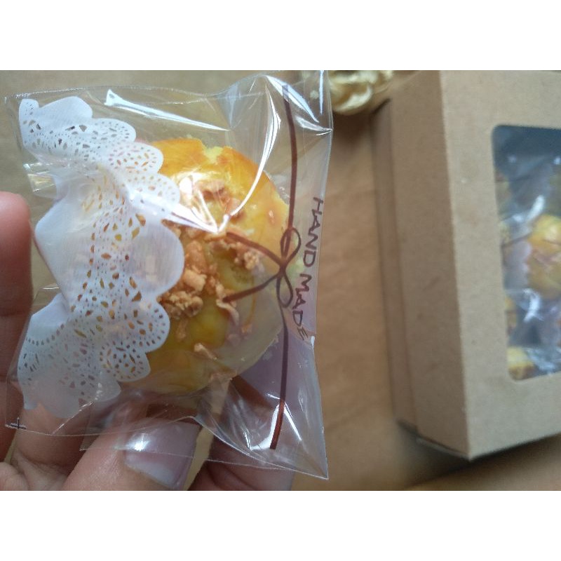 

GR Nastar wisman toping keju isian selai nanas isi 8pcs