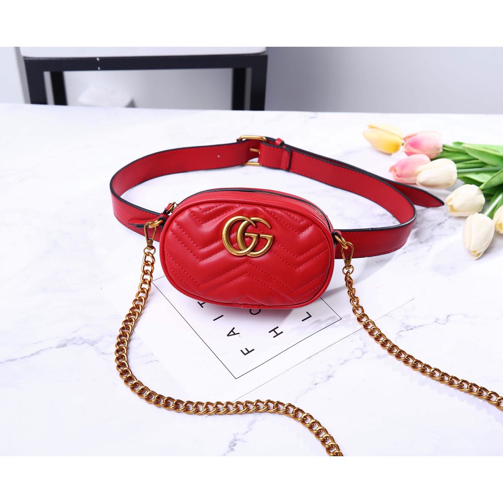 Gucci GG Marmont Waist Bag With Chain Shoulder Multifungsi..... Kode R2020