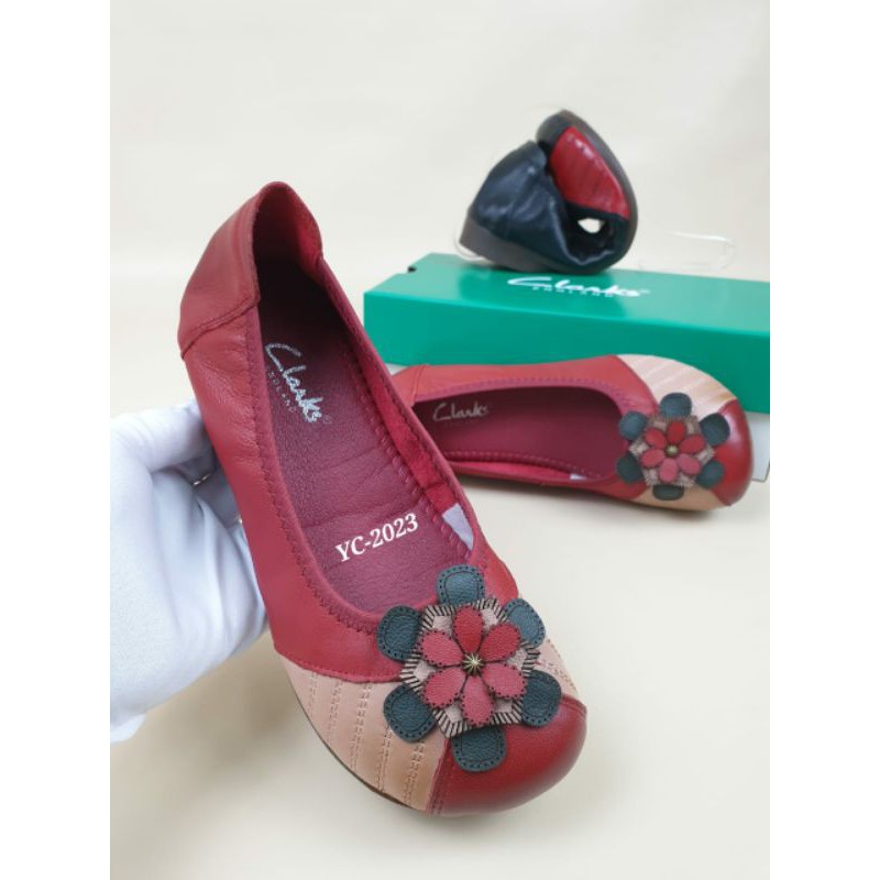 Clarks Almond Flowers flat 2023