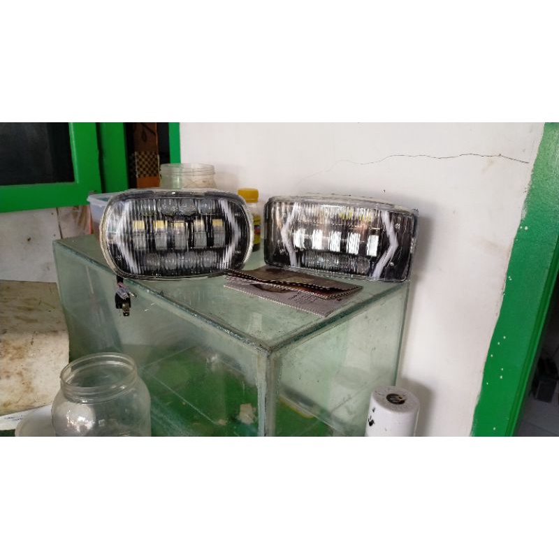 daymaker 15led pnp vespa excel