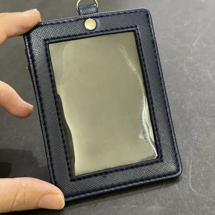 

Unik Id Card Kulit Name Tag + Dompet Kartu (1 Warna) Tanpa Tali Bagus