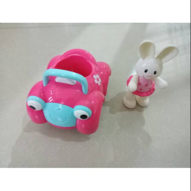ELC Toybox rosie and her car