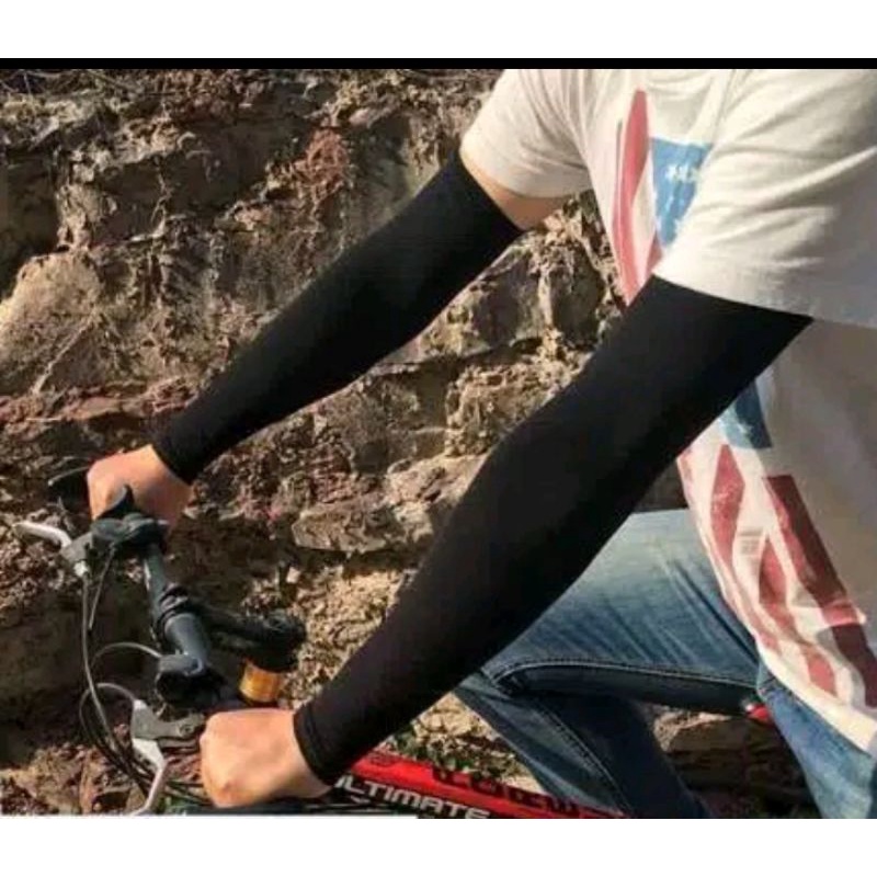 Handsock sport isi 2 pcs pakai karet lengan arm sleeve hand sock sarung tangan deker murah armsleeve stoking tangan stocking sport manset tangan muslimah isi 2 pcs skin deker olahraga pelindung lengan elbow band suport black plain skindeker aksesoris