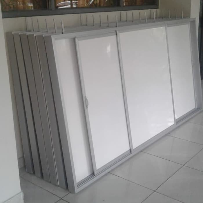 

papan tulis sliding 3 slid - Putih