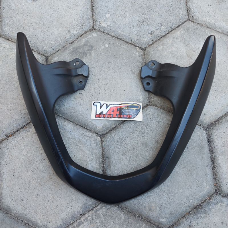 BEHEL LEXI 125 PEGANGAN JOK YAMAHA LEXI 125 ORIGINAL