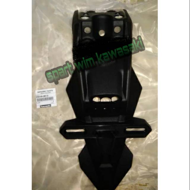Spakbor slebor belakang D-Tracker 150 original kawasaki