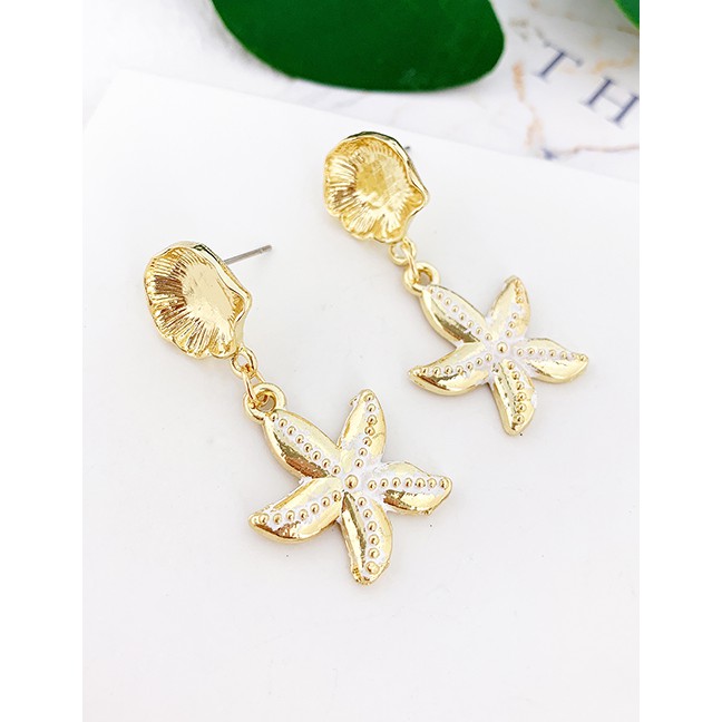 LRC Antingf Tusuk  Fashion Gold Alloy Starfish Earrings F56323