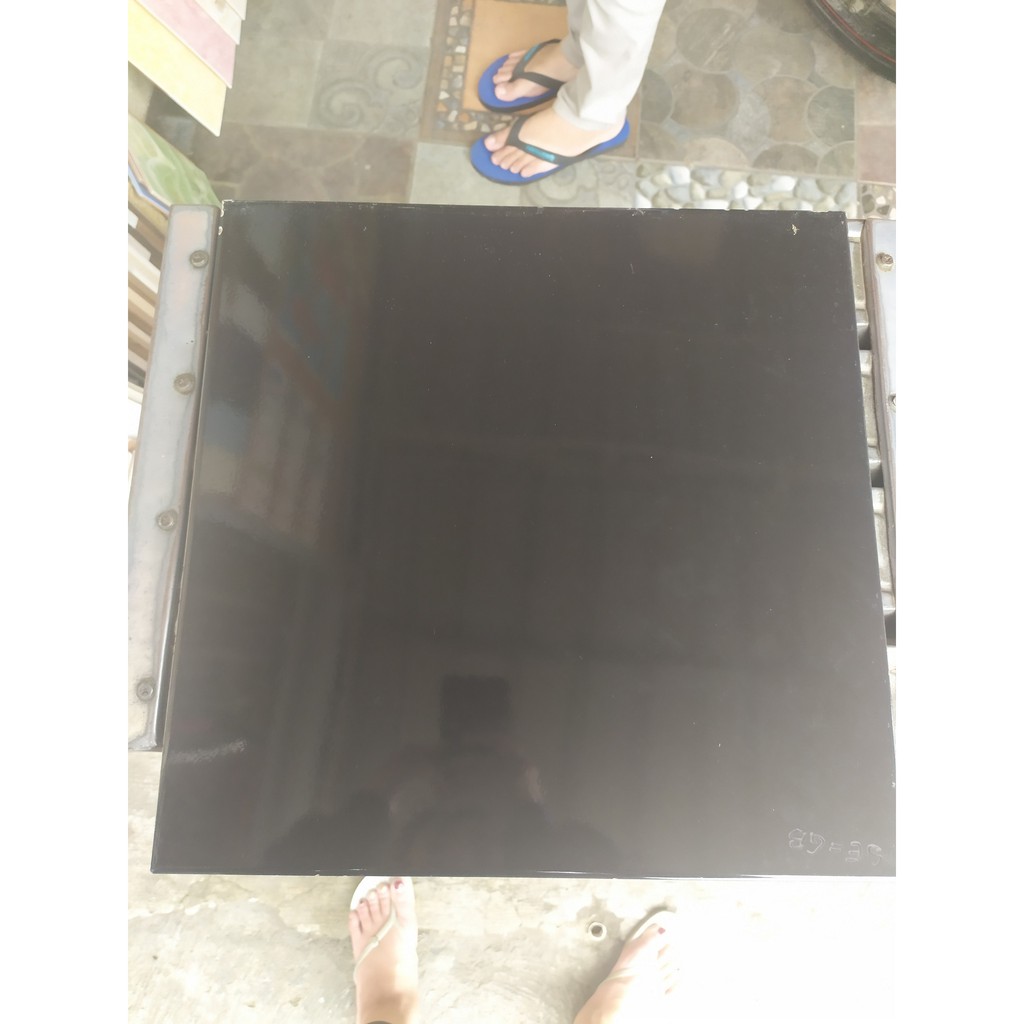 KERAMIK LANTAI 40x40 ARWANA BLACK
