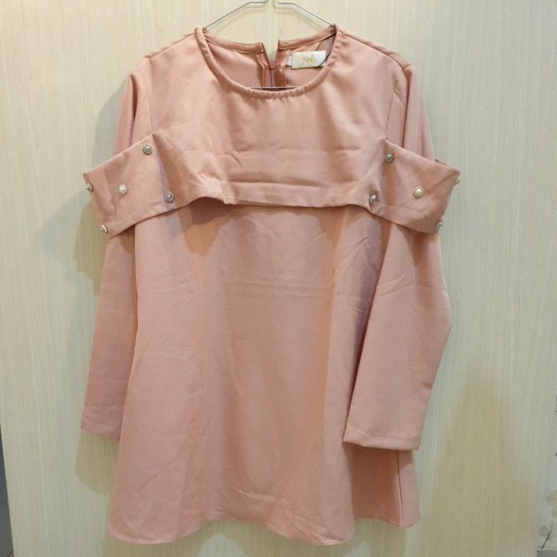 #B09 -  (PRELOVED) Pekgo Apparel