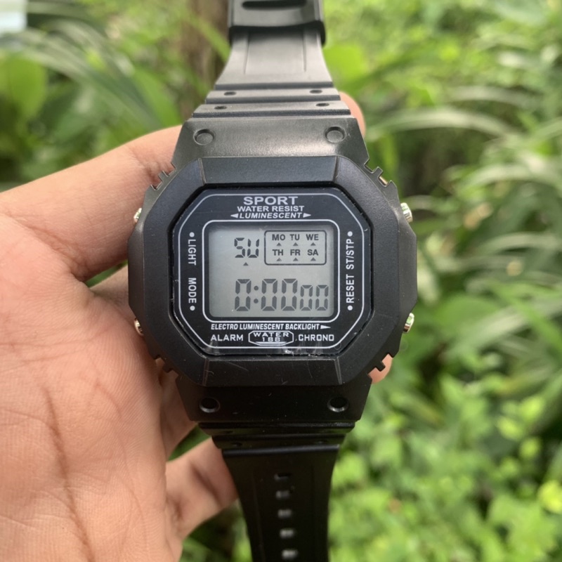 Jam Tangan Pria QnQ Q&Q Digital