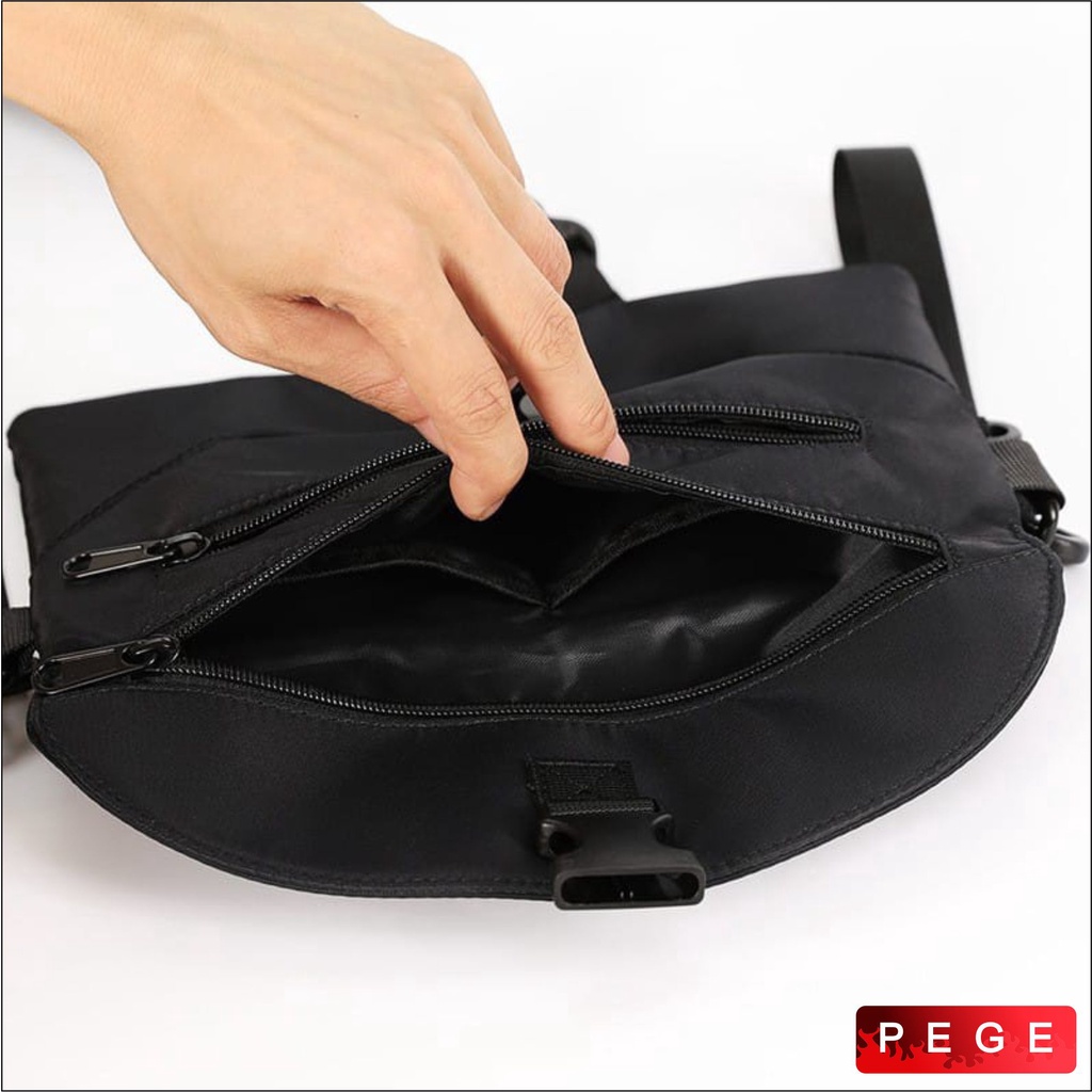 Tas Selempang PEGE Slingbag Bahu Polos Pria Hitam Bisa Digunakan Sebagai Clutch Pouch - PG 8847