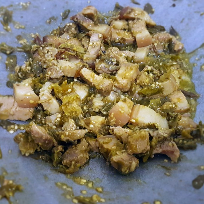 

Nyamnyam Kitchen - Babi Cabe Ijo (Kuliner Babi kemasan 1 KG) - BARU