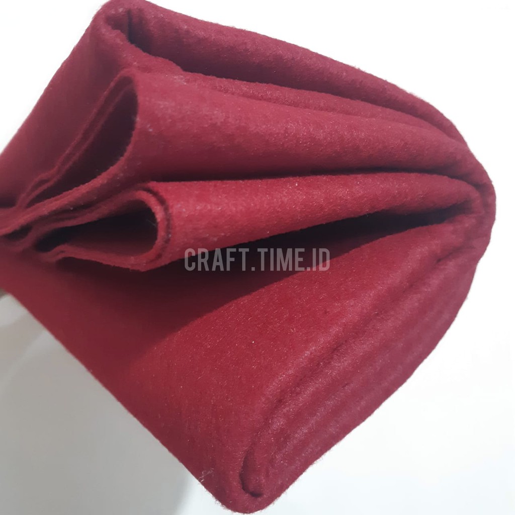 KAIN FLANEL / FELT IMPOR TEBAL 1 METER-DARK RED (MERAH TUA)