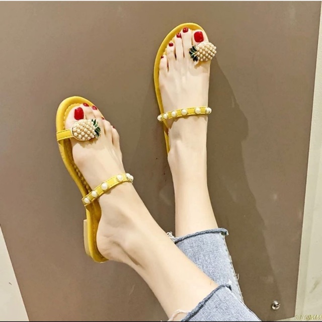 Flat sandal wanita f26 import realpict