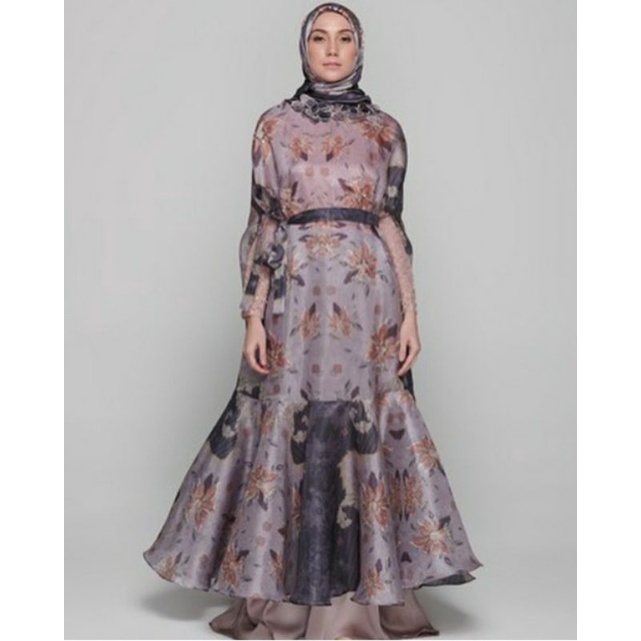 Aileen Dress in Purple Signature Senjakala by Riamiranda