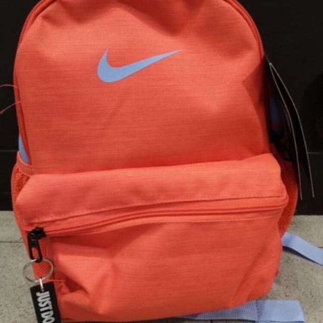 backpack nike small