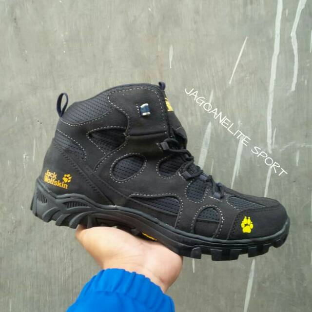 Sepatu Hiking Jack Wolfskin