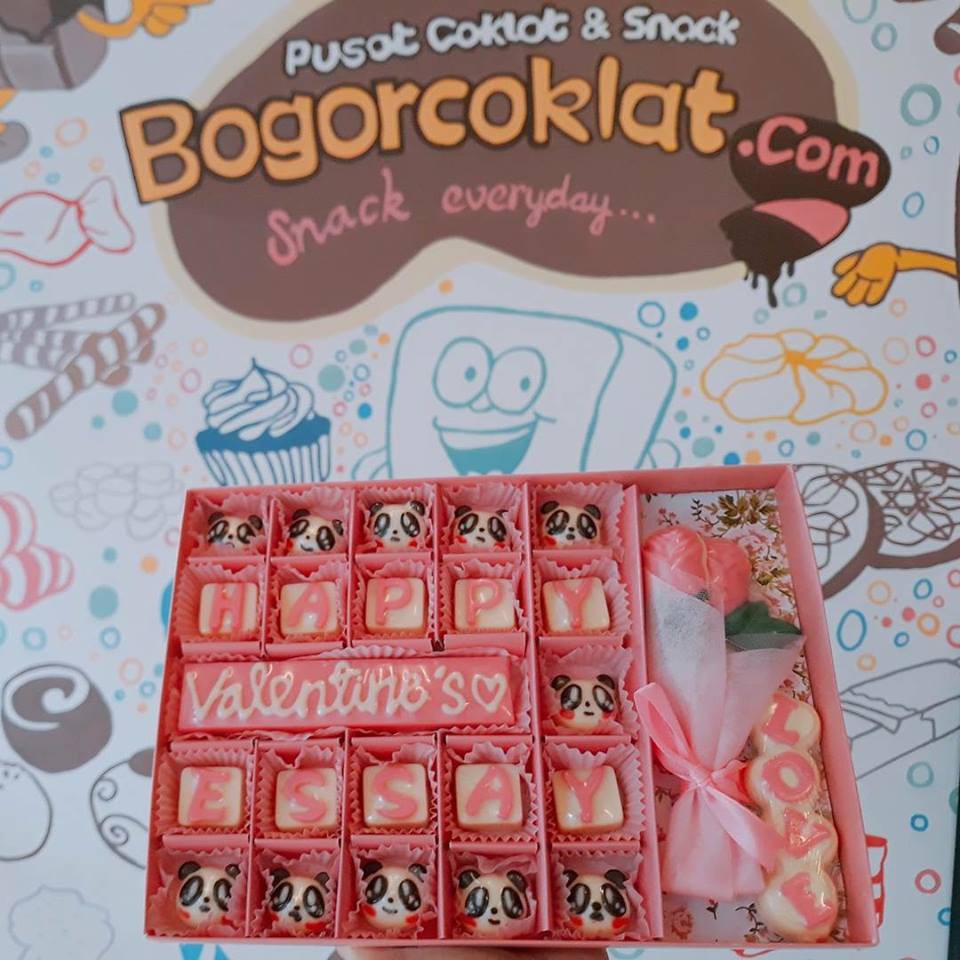 

Coklat Happy Valentine bisa request kata-kata dan warna