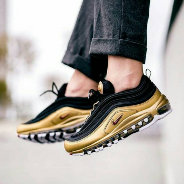 black and gold 97