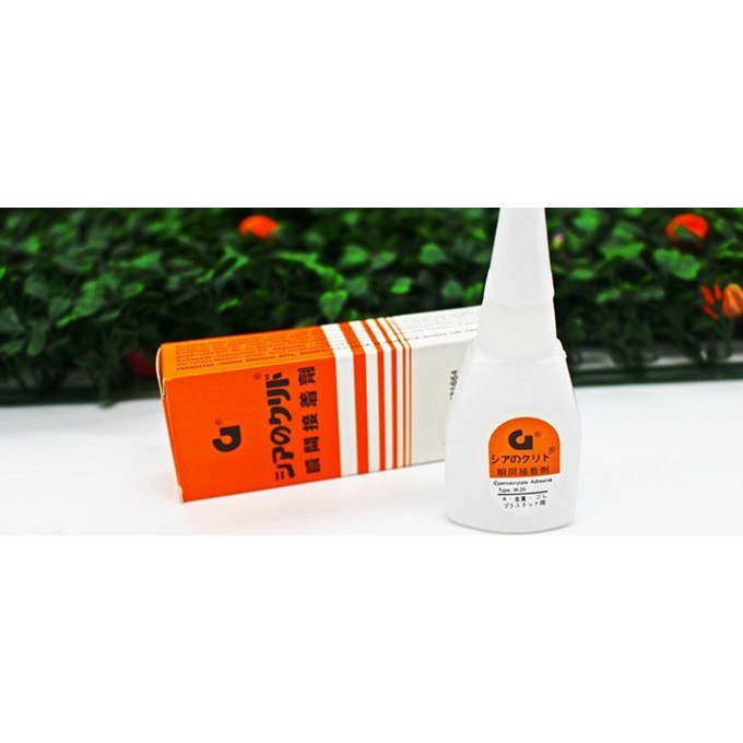 

Lem Korea Cair Merk G - Original - Lem Besi - Lem Cair serbaguna / Alat tulis